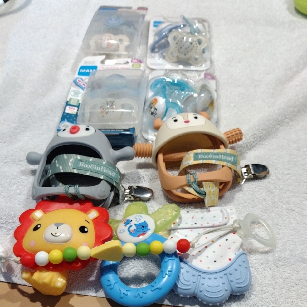 2 For $ 8 Sale, Animal Pacifier Clips and Teethers Set - Multicolor